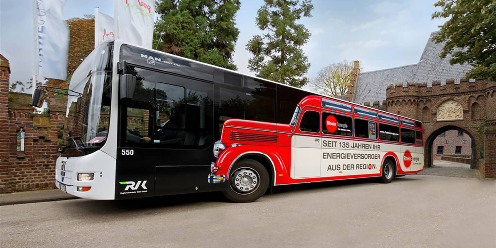 Der „Oldtimerbus“. Seit 135 Jahren ihr Energieversorger aus der Region.